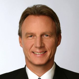 Prof. Jens Hölterhoff